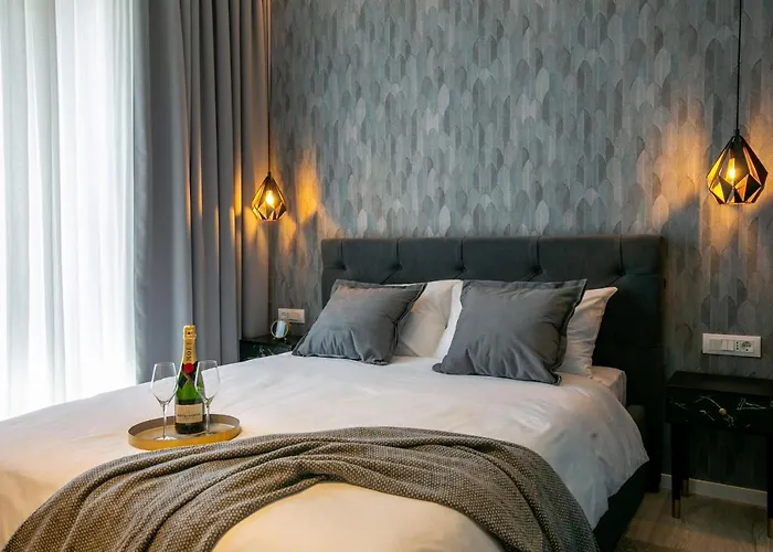 Harbour Residence Apartments
